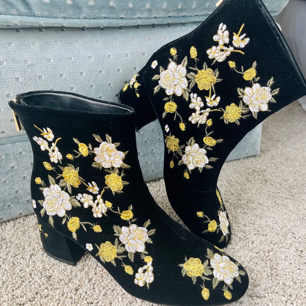 Velvet Black Floral Booties, 9M